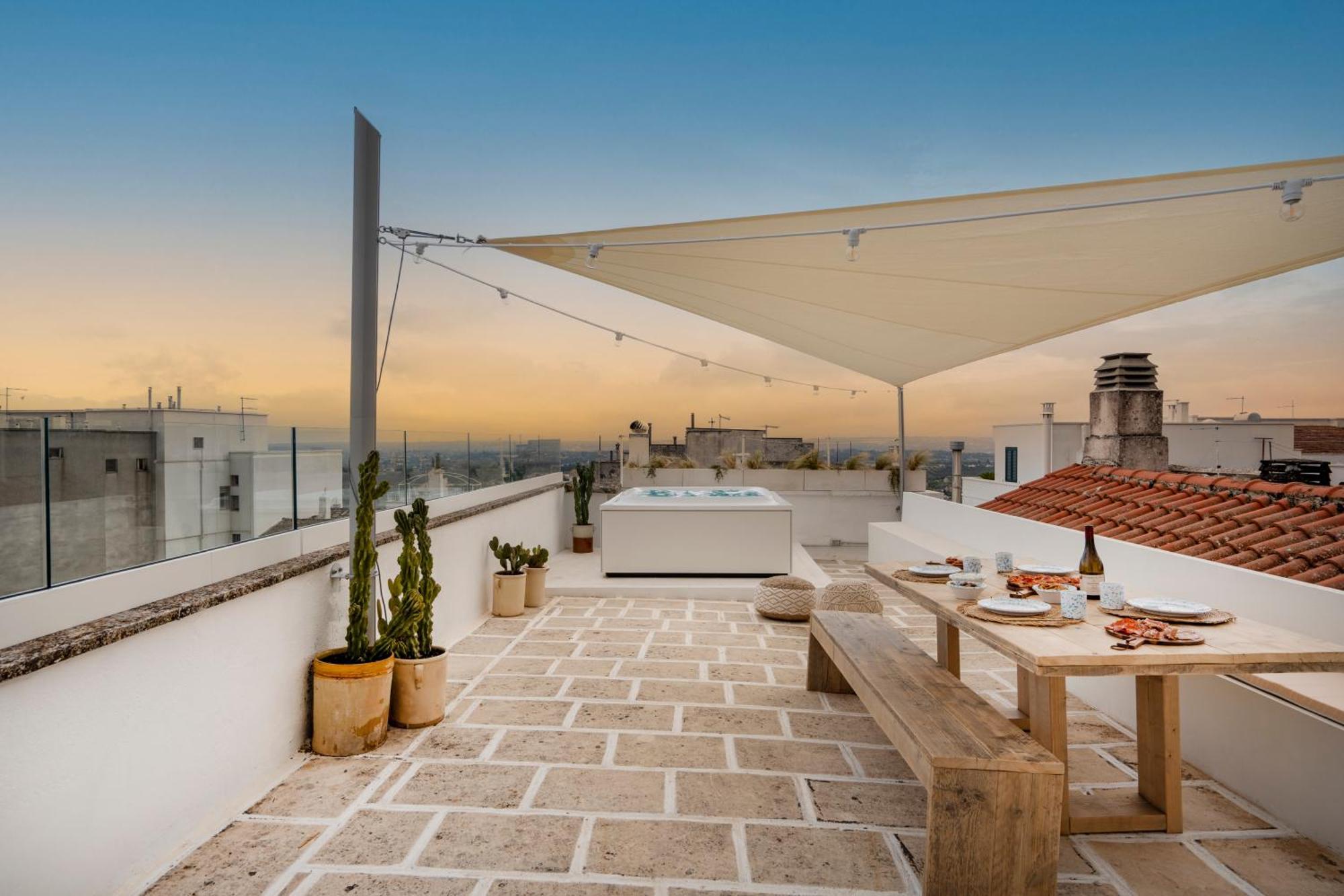 Casa U Burie, Casa Design Con Terrazza Panoramica E Jacuzzi Apartment Cisternino Exterior photo