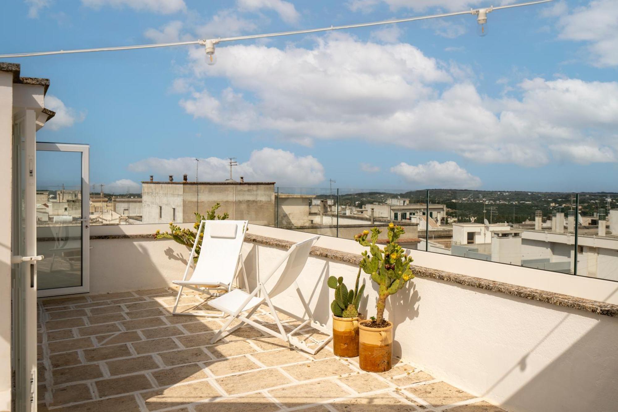 Casa U Burie, Casa Design Con Terrazza Panoramica E Jacuzzi Apartment Cisternino Exterior photo